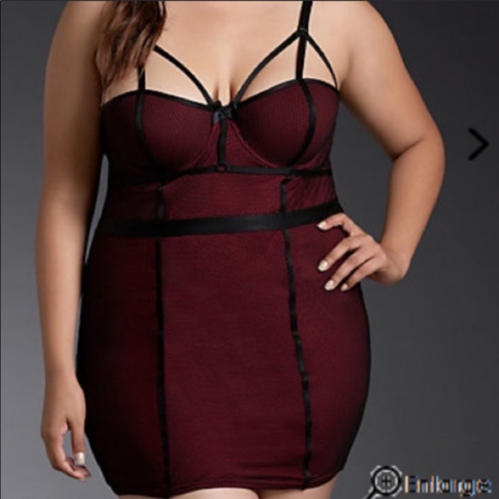 MESH INSET MICROFIBER STRAPPY UNDERWIRE CHEMISE